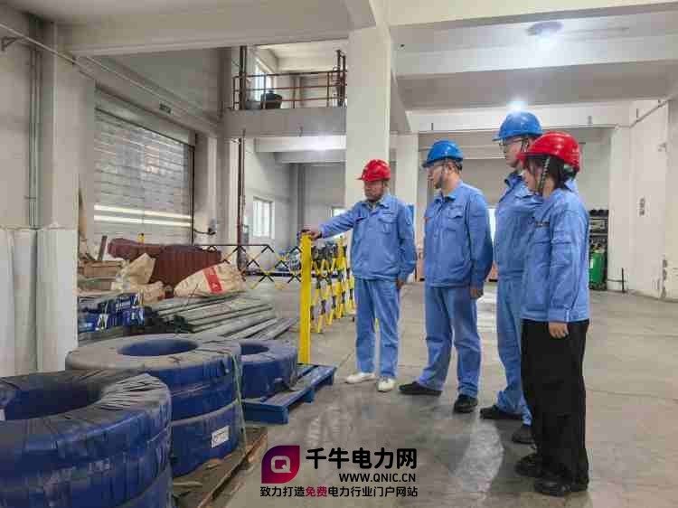 清水川能源组织开展室外物资专项整理整治_副本.jpg