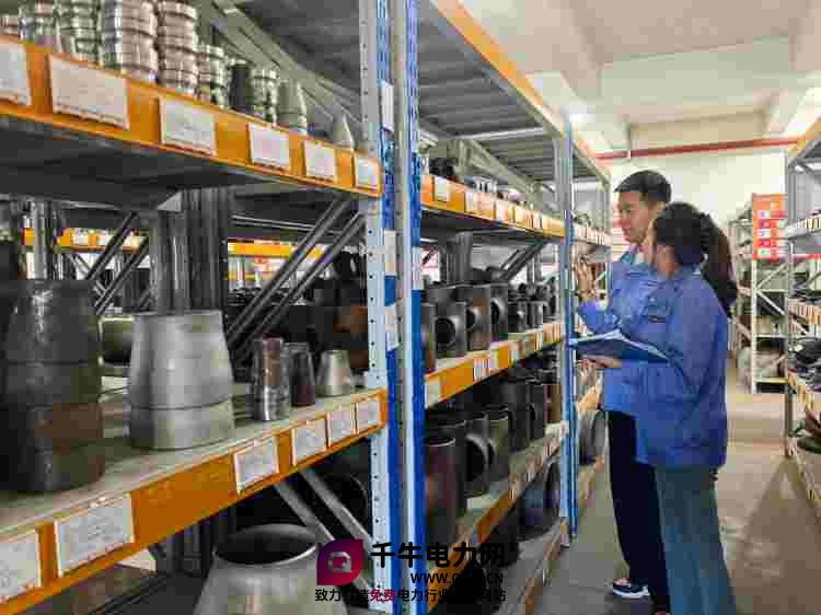 清水川能源严把物资“安全关”,护航生产平稳运行_副本.jpg